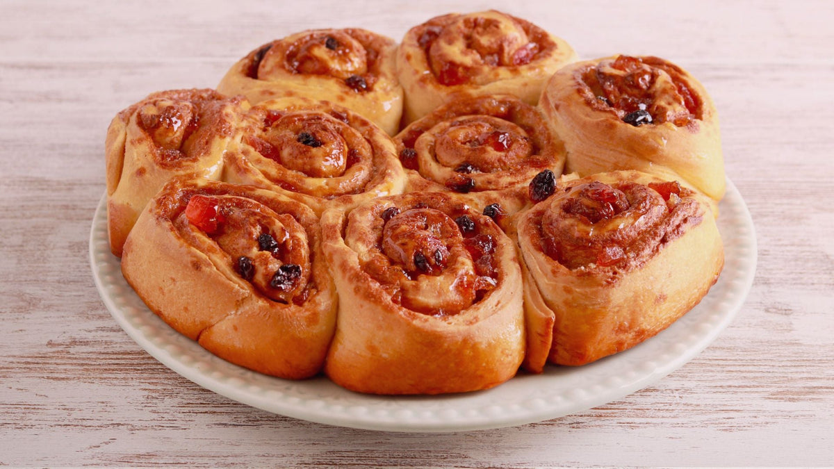 Marmalade Chelsea Buns &ndash; Thursday Cottage