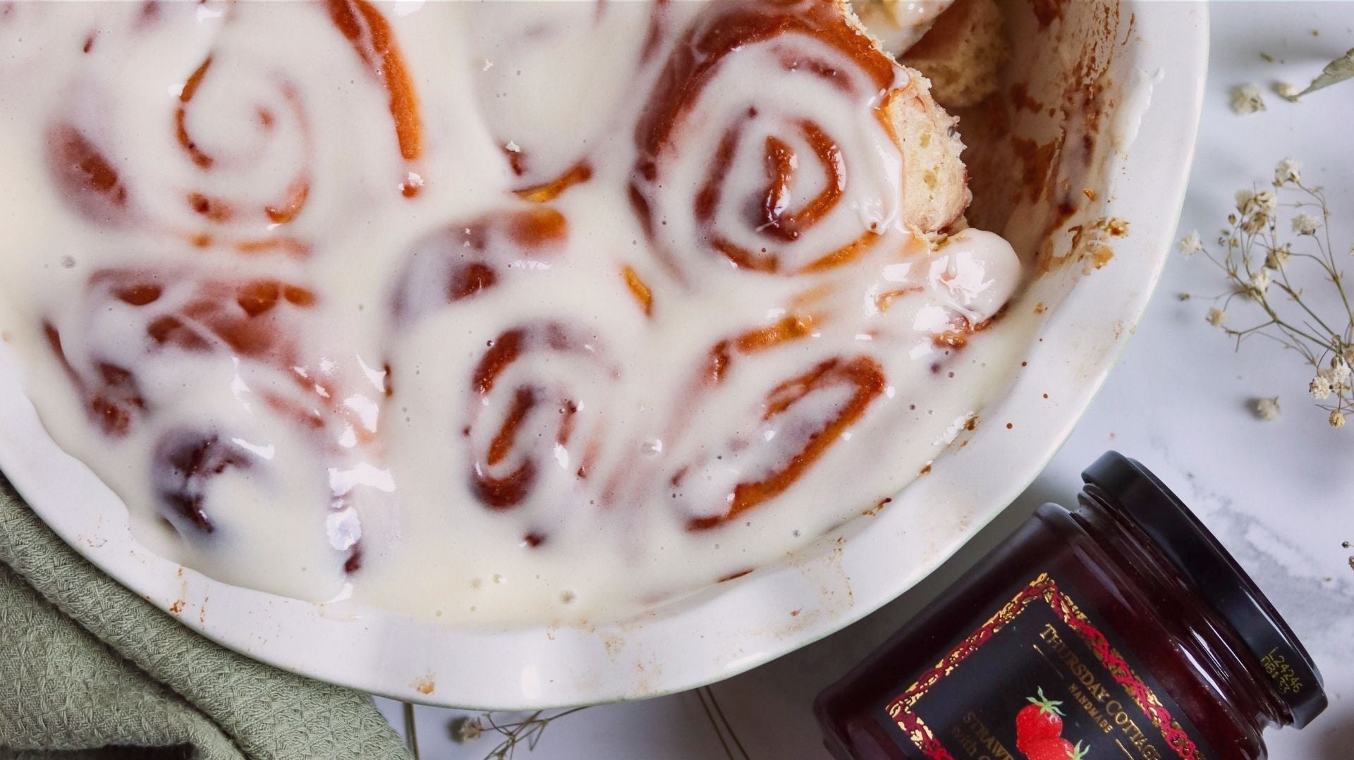 Strawberry & Champagne Buns