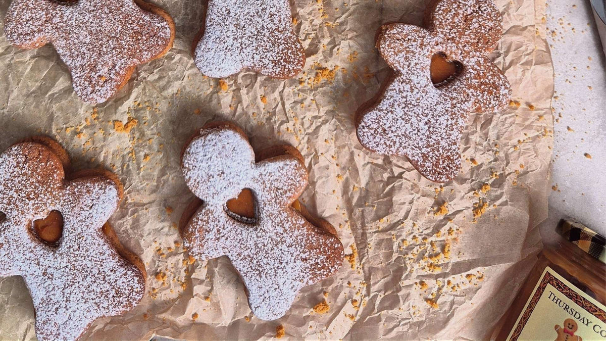 Gingerbread Jammie Dodgers – Thursday Cottage